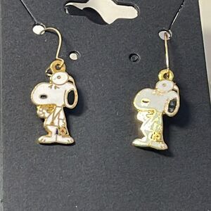 Vintage Dr. Snoopy United Features Aviva Twain dangle earrings.